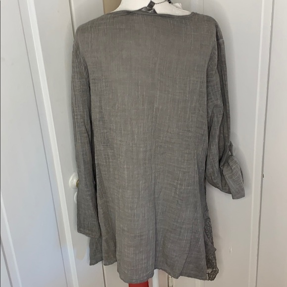 KAKTUS•MIXED MEDIA TUNIC - Picture 5 of 10